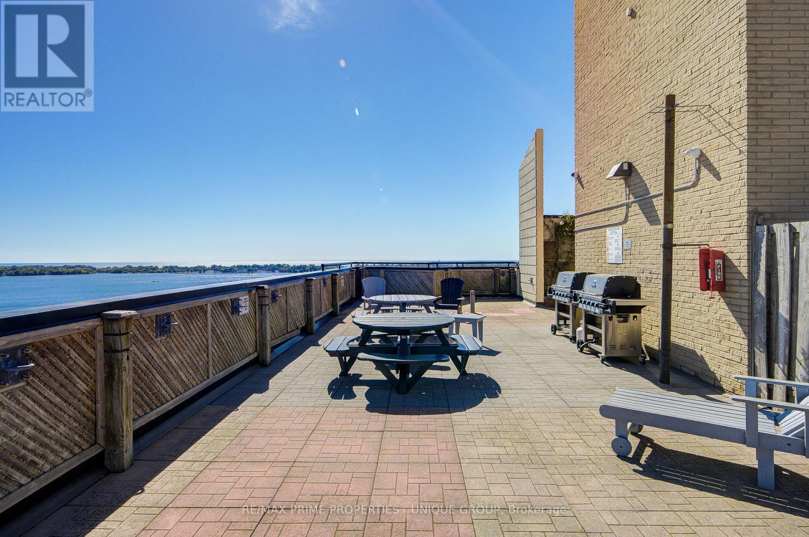 #301 250 QUEENS QUAY W - Image 42