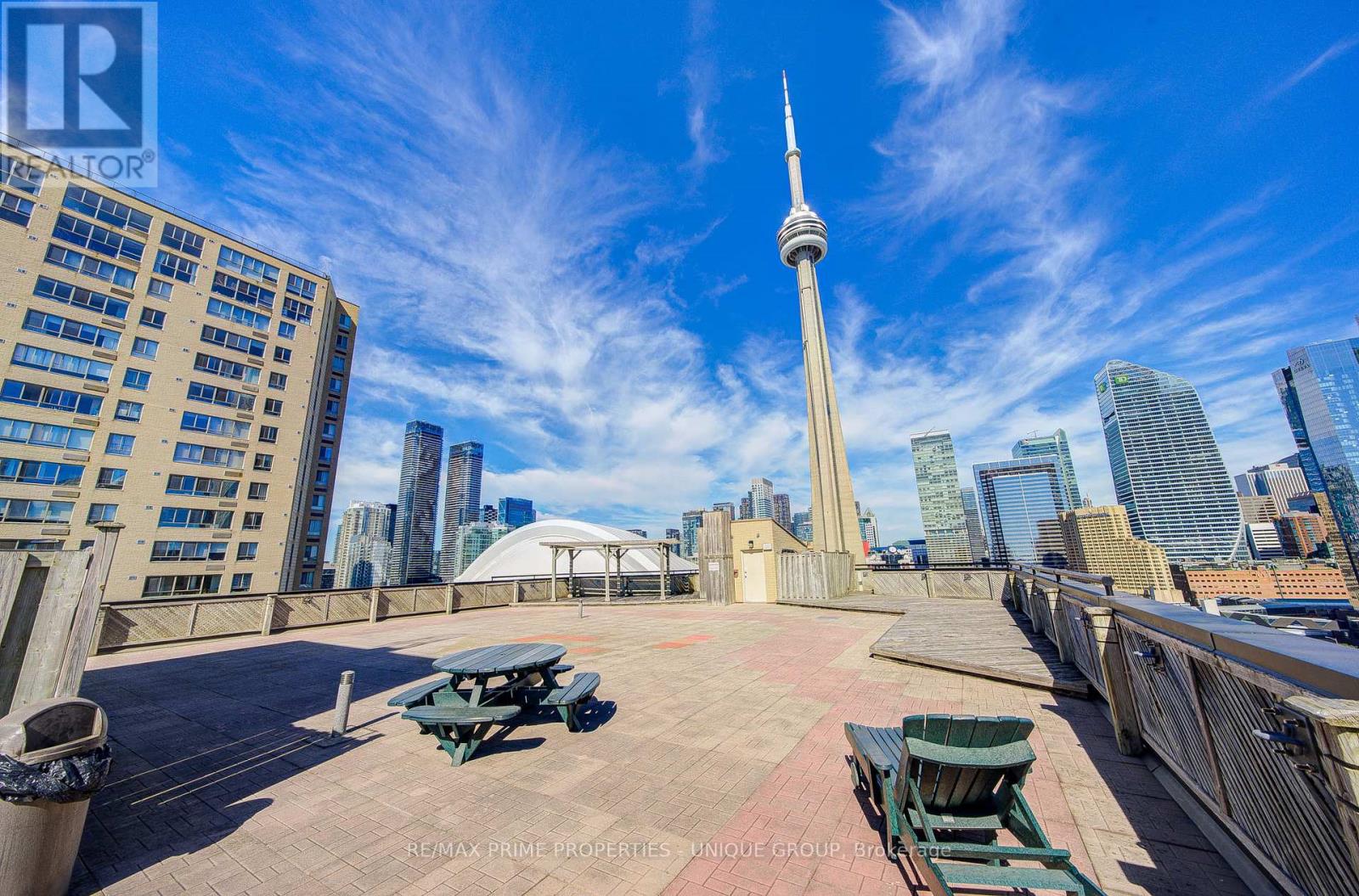 #301 250 QUEENS QUAY W - 43