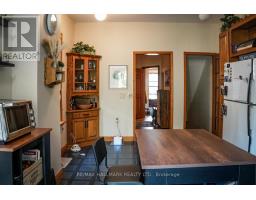 Main & Basement - 88 Swanwick Avenue, Toronto, ON M4E1Z7 Photo 6