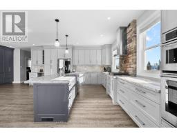 Den - 15970 Marsh Hill Road, Scugog, ON L9L1Y9 Photo 10