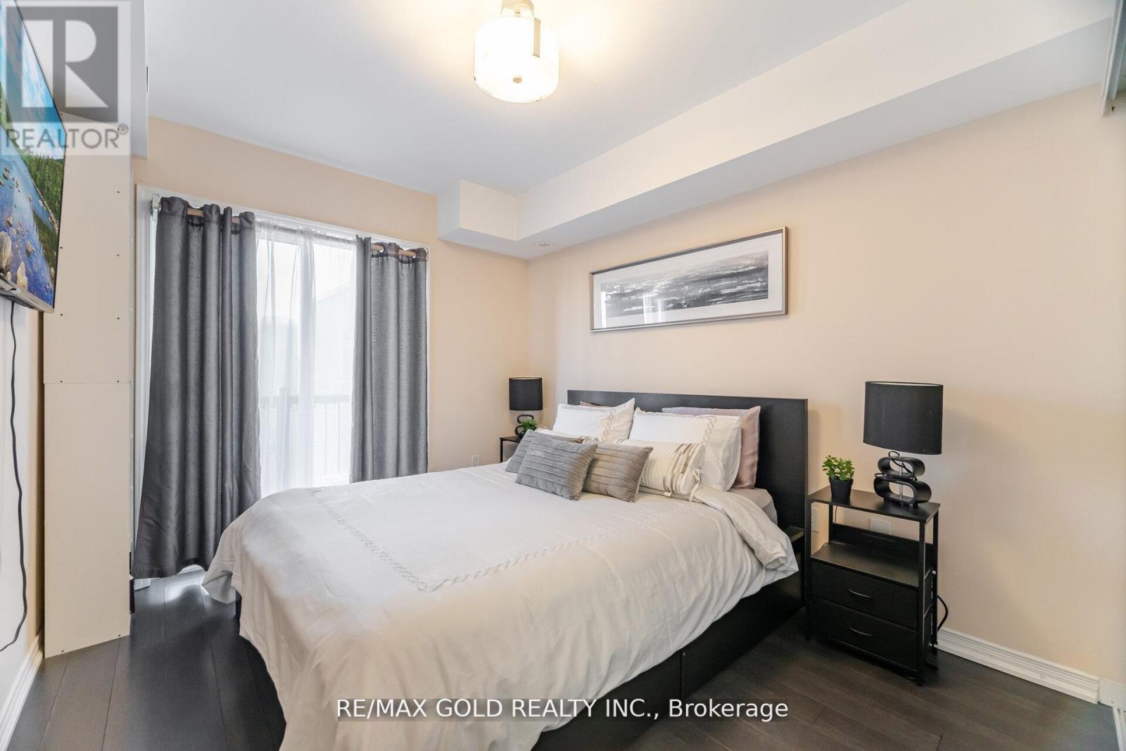 #317 80 ORCHID PLACE E - 18