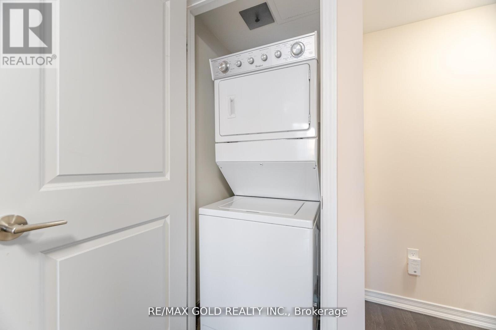 #317 80 ORCHID PLACE E - 25