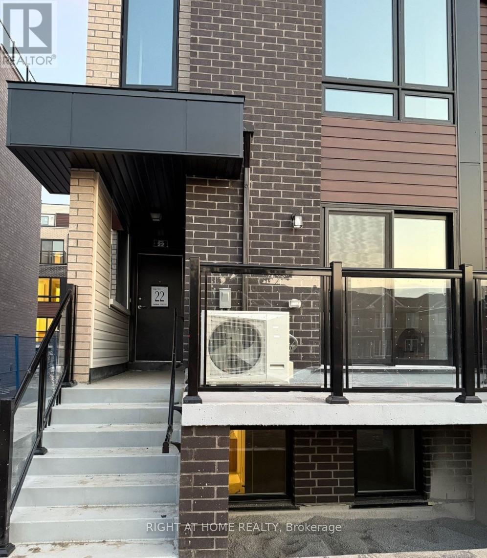 20 - 235 MCLEVIN AVENUE, Toronto (Malvern) — photo 2