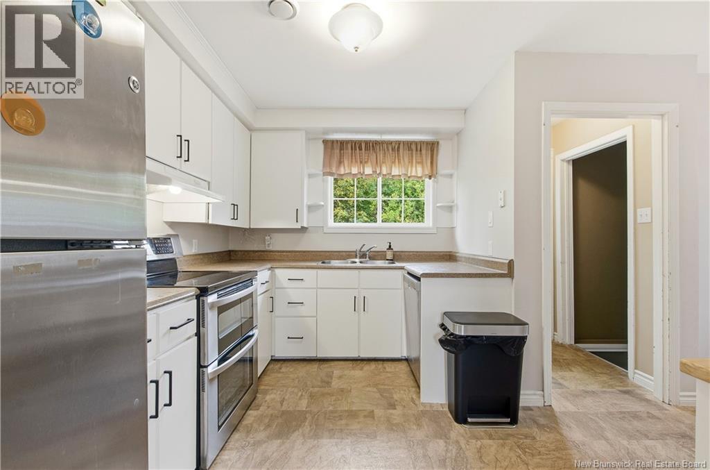 17 Hollybrook Street - 13