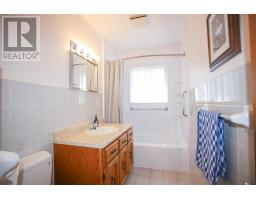127 Ruth St, Sault Ste  Marie, ON P6C2E8 Photo 11