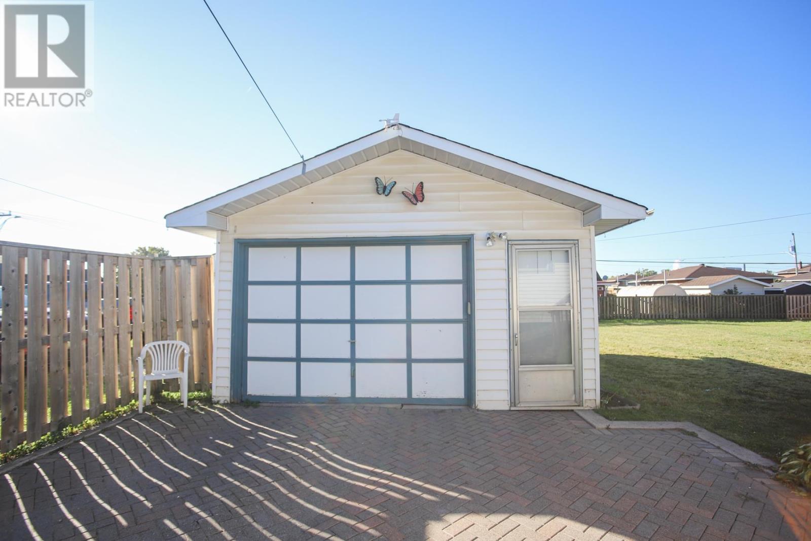 127 Ruth ST - 29
