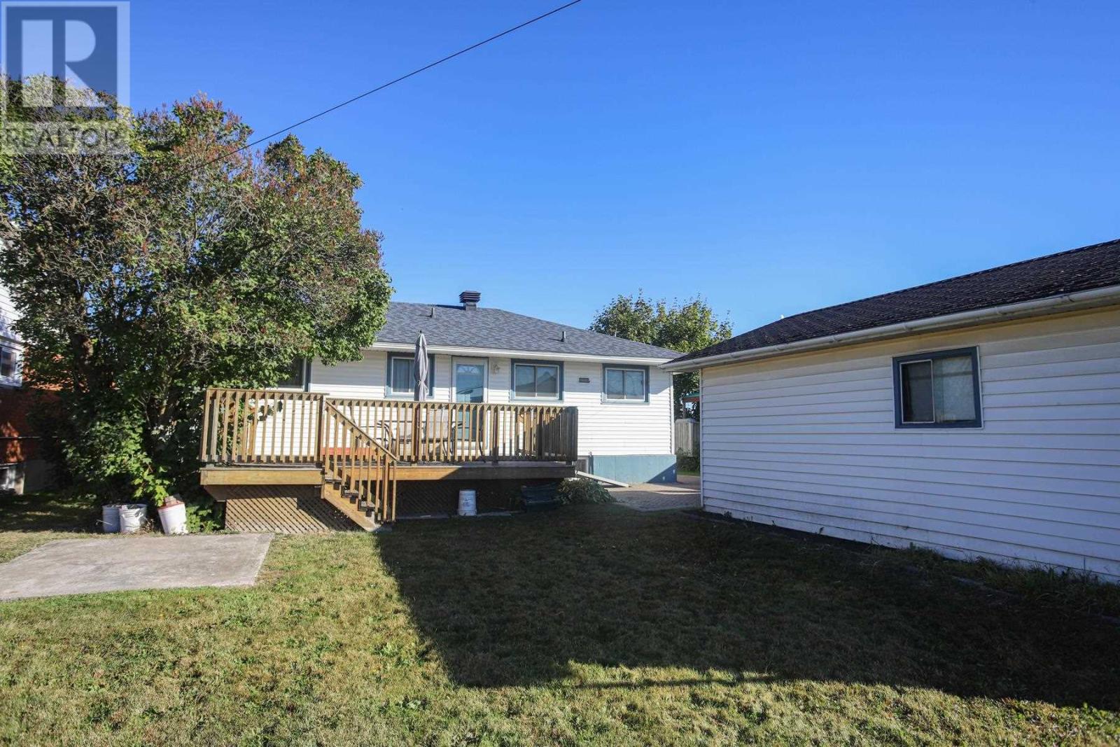 127 Ruth ST - 35