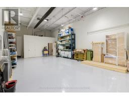 14 - 3300 Steeles Avenue W, Vaughan, ON L4K2Y4 Photo 11