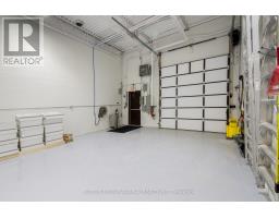 14 - 3300 Steeles Avenue W, Vaughan, ON L4K2Y4 Photo 15