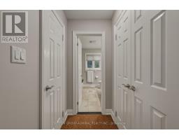 90 Brillinger Street, Richmond Hill, ON L4C8Y3 Photo 24
