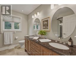 90 Brillinger Street, Richmond Hill, ON L4C8Y3 Photo 25