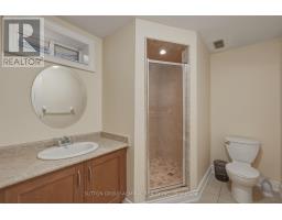 90 Brillinger Street, Richmond Hill, ON L4C8Y3 Photo 32
