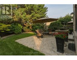 90 Brillinger Street, Richmond Hill, ON L4C8Y3 Photo 42