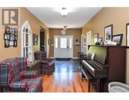 Foyer - 110 Armstrong Road, Coniston, ON P0M1M0 Photo 15