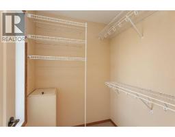236 Kingston Drive, Red Deer, AB T4P0A7 Photo 22