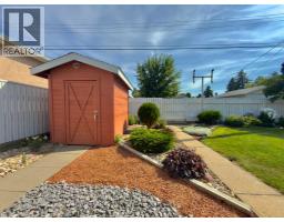 2610 20 Avenue S - photo 40