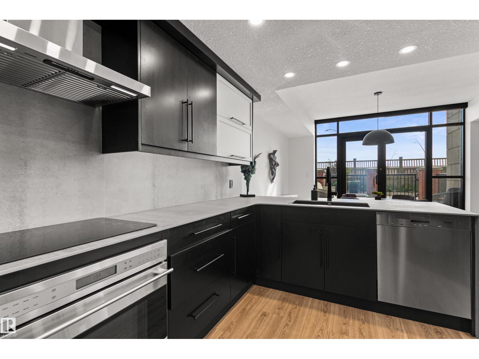 #106 9020 Jasper AV NW - 14