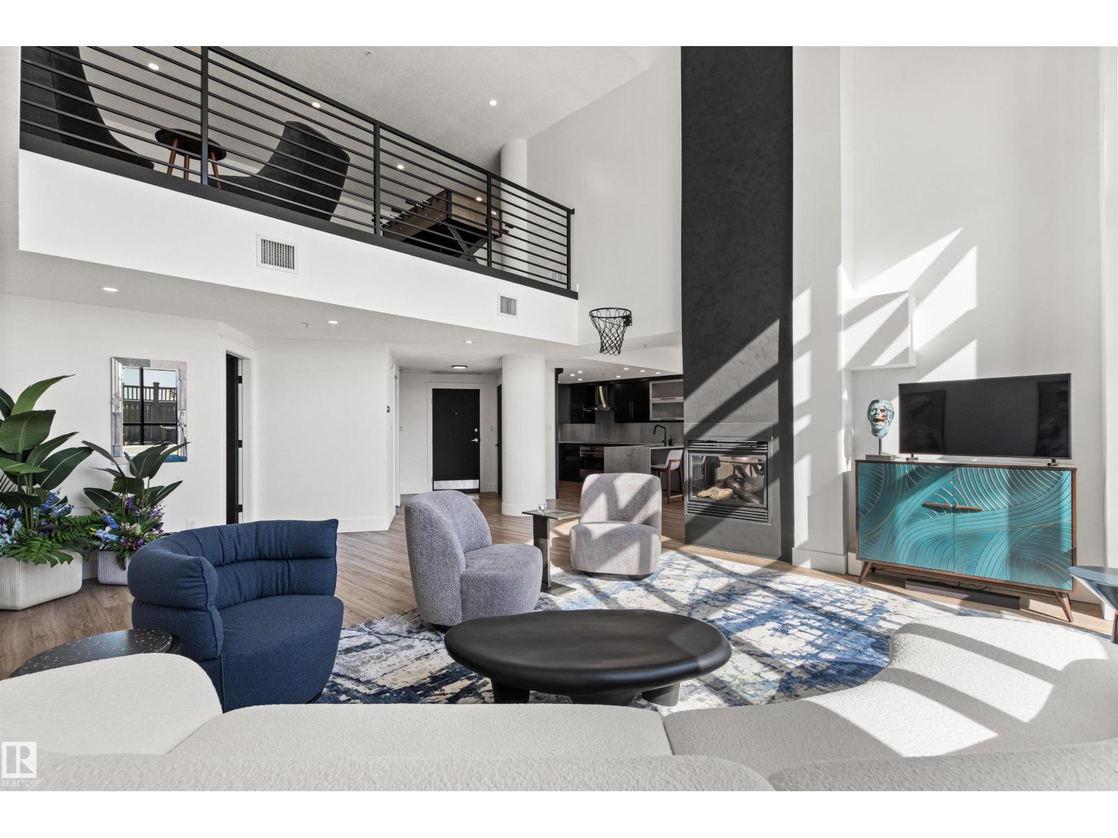 #106 9020 Jasper AV NW - 4