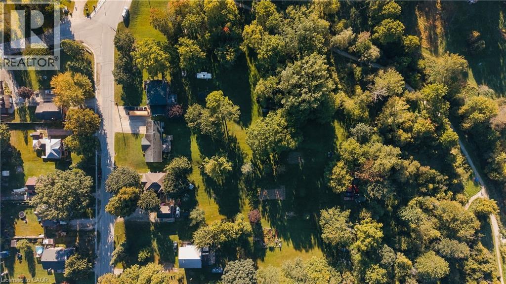 1065 Howick Street — photo 23