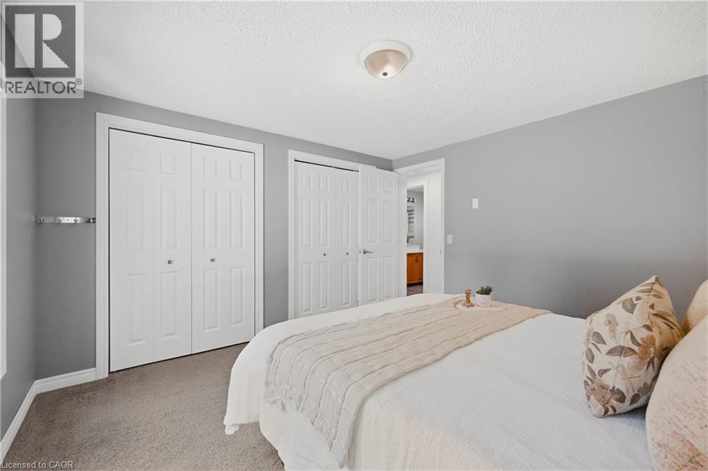 1065 Howick Street — photo 13