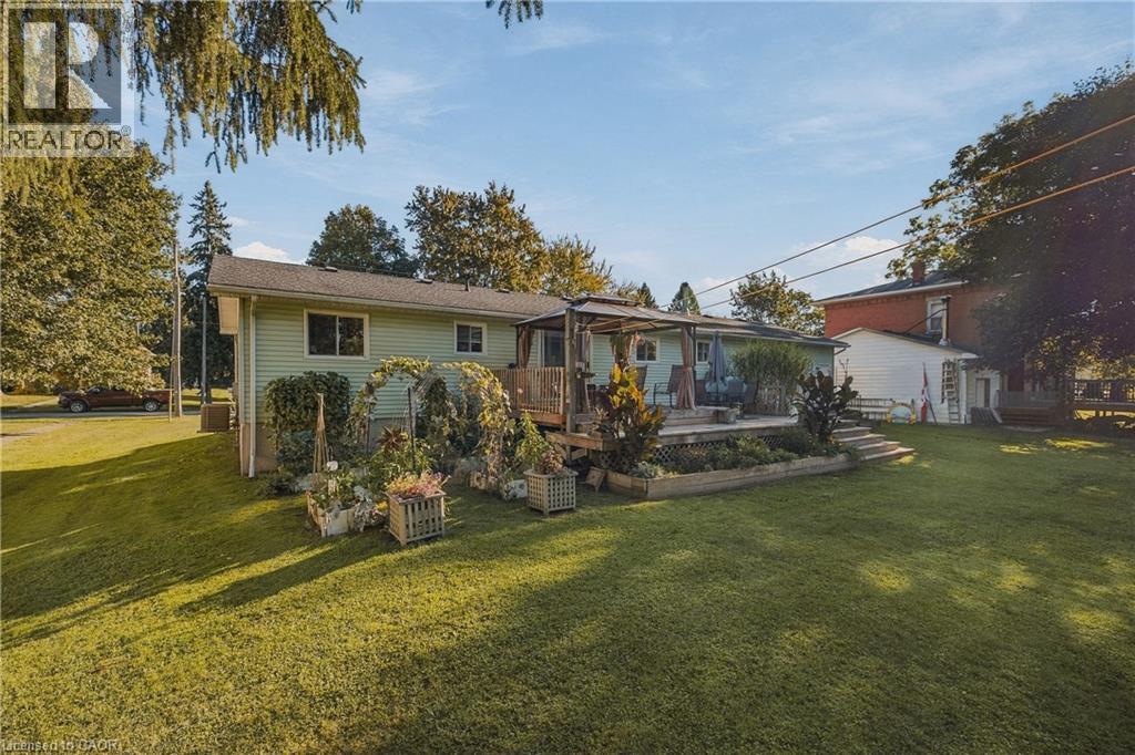1065 Howick Street — photo 38