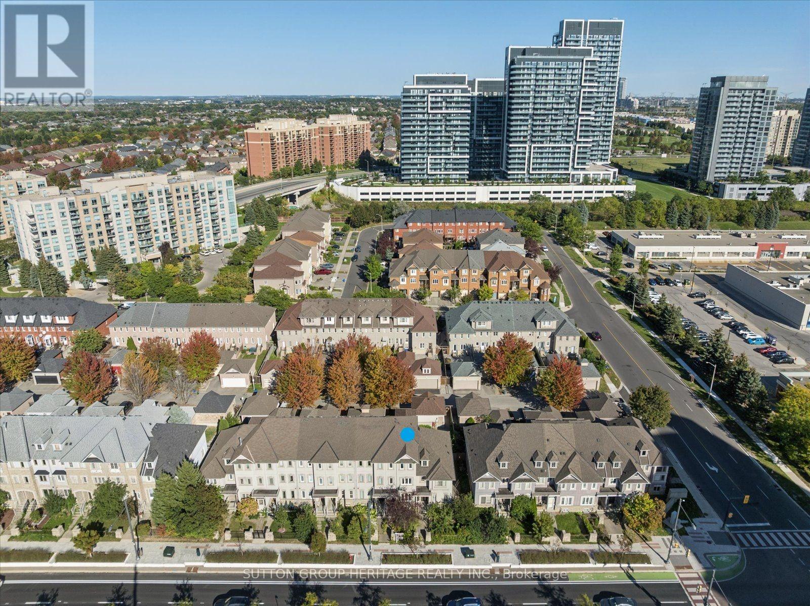 8915 Yonge Street, Richmond Hill (Langstaff), Ontario, L4C0L5, Richmond Hill (Langstaff), Ontario — photo 1 of 5