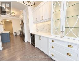 519 - 150 Oak Park Boulevard, Oakville, ON L6H0E7 Photo 12