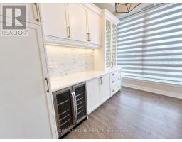 519 - 150 Oak Park Boulevard, Oakville, ON L6H0E7 Photo 13