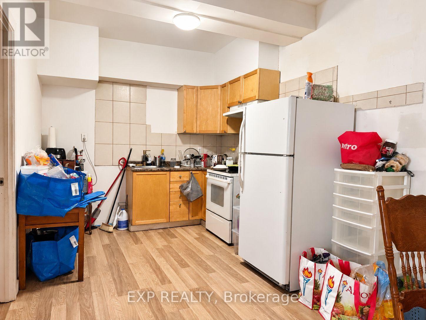 202 ROCHESTER STREET - 12