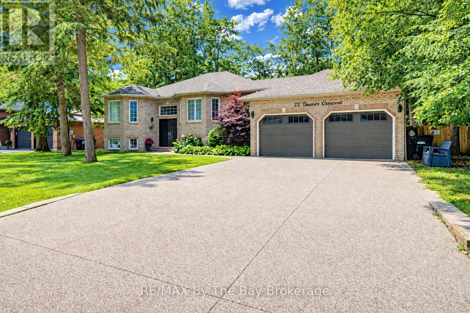 Property for sale at 22 DOWNER CRESCENT
