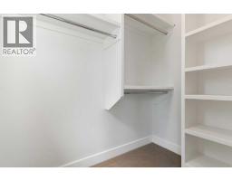 615 50 Avenue SW - photo 18