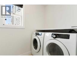 615 50 Avenue SW - photo 23