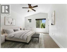 615 50 Avenue SW - photo 4