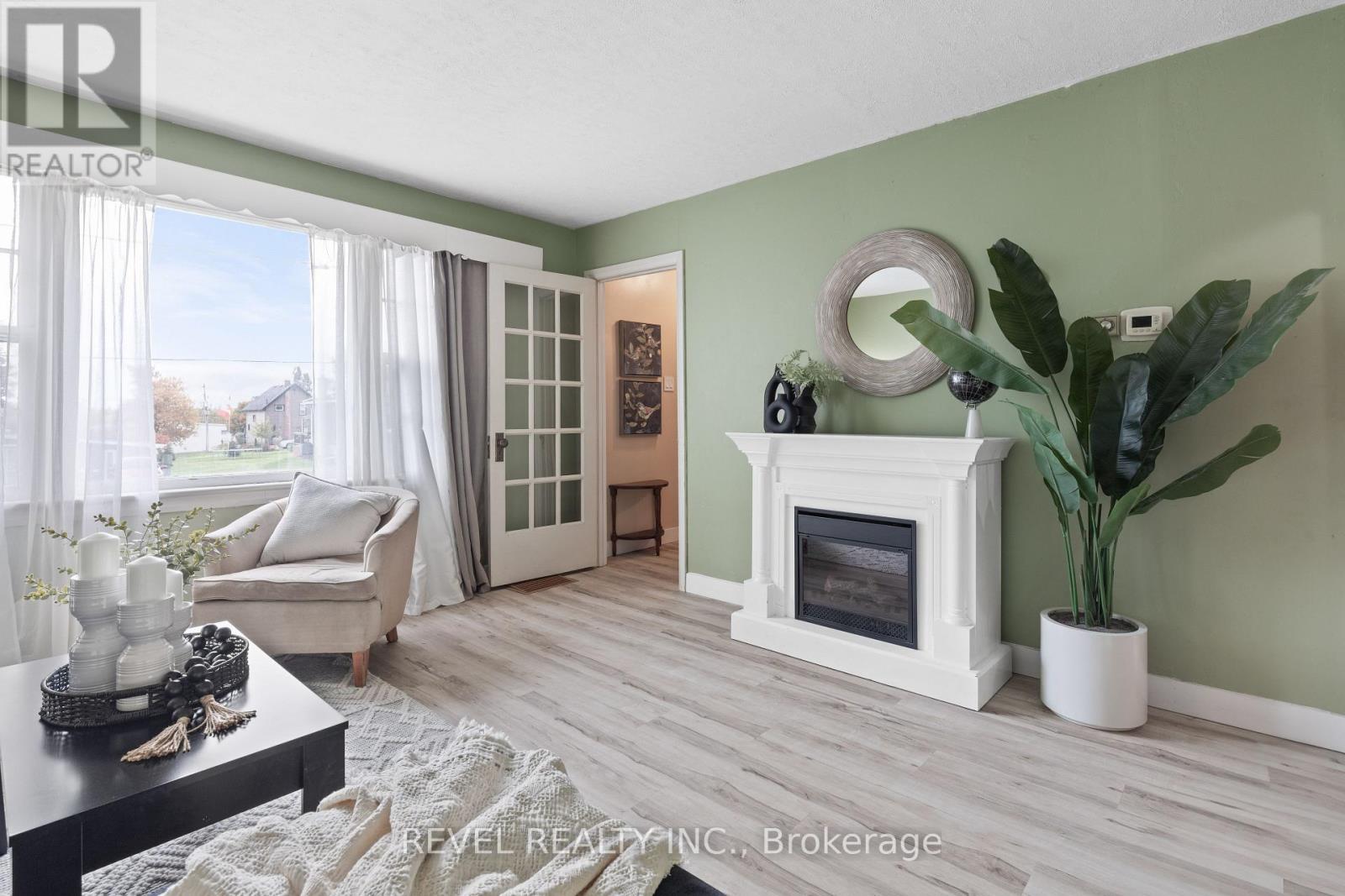 20 DIVISION STREET - 11