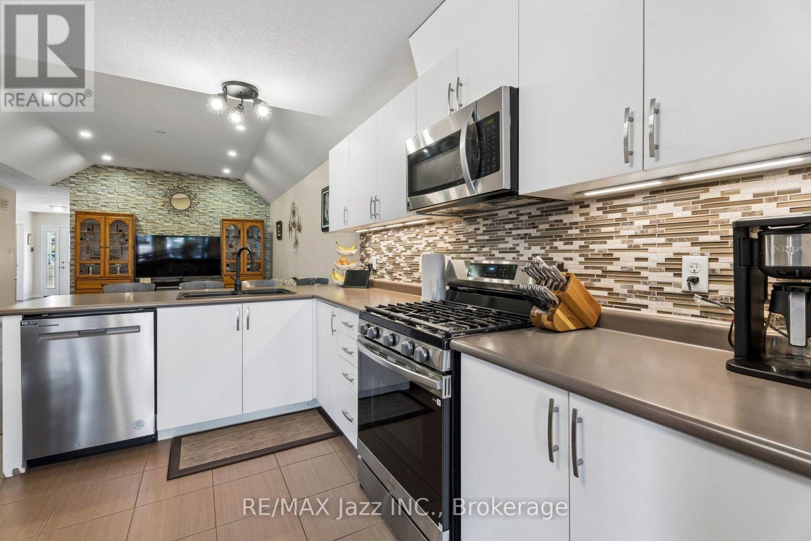 9 Trillium Way, Norfolk, ON photo 15