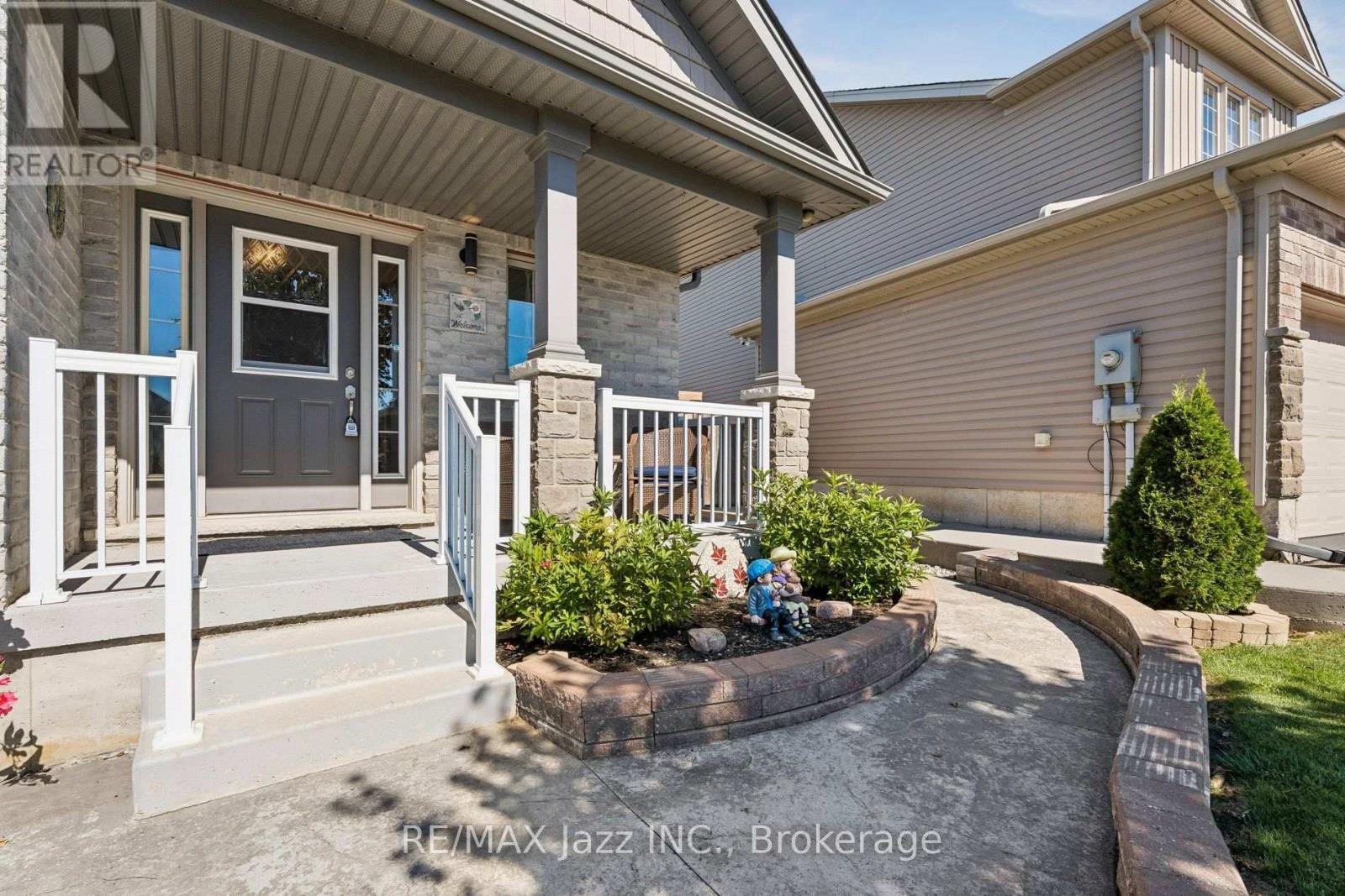 9 Trillium Way, Norfolk (Simcoe), Ontario, N3Y0B8, Norfolk (Simcoe), Ontario — photo 4 of 5