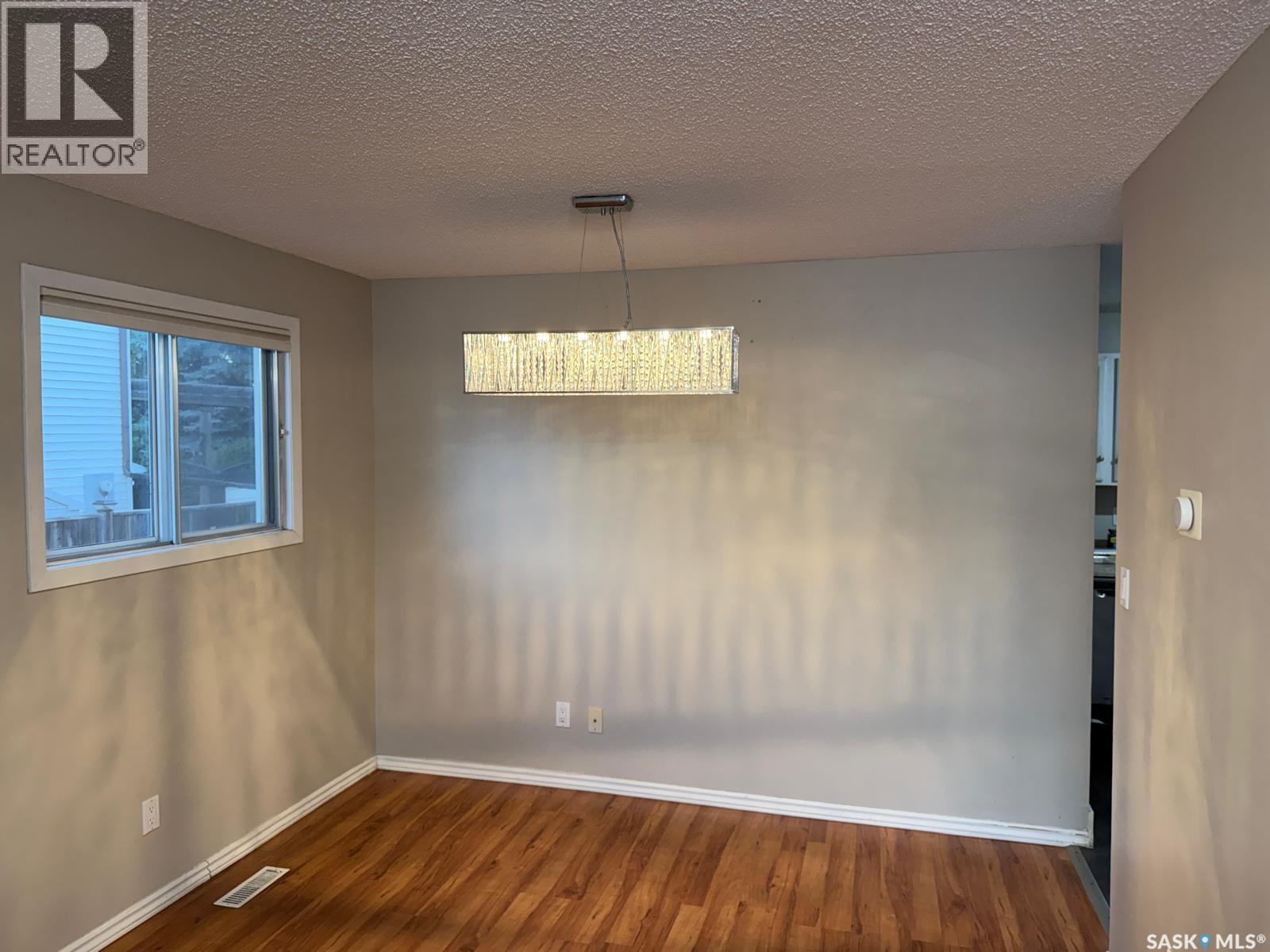 455 Kingsmere BOULEVARD - 4
