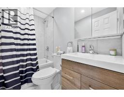 4 Albemarle Street, Hamilton, ON L8L7G3 Photo 16
