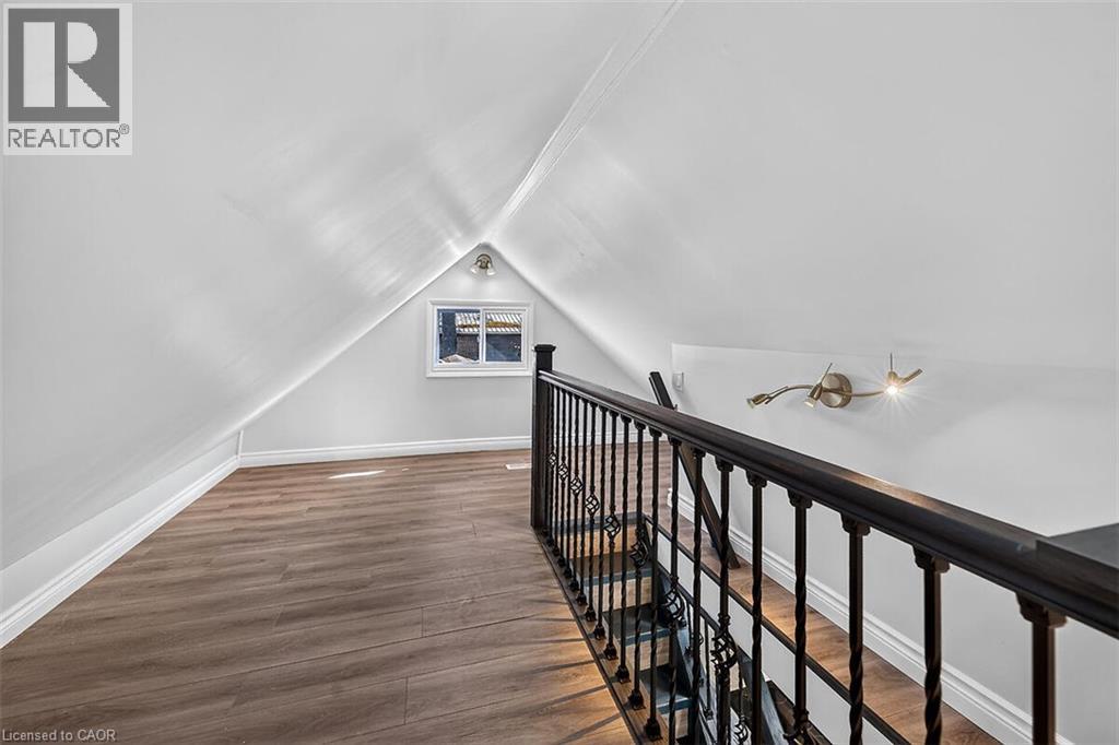 4 ALBEMARLE Street - 26