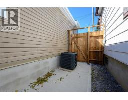 4 Albemarle Street, Hamilton, ON L8L7G3 Photo 39