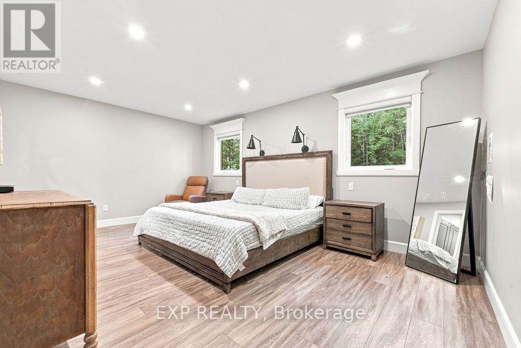 337 JIM BARR ROAD - 32