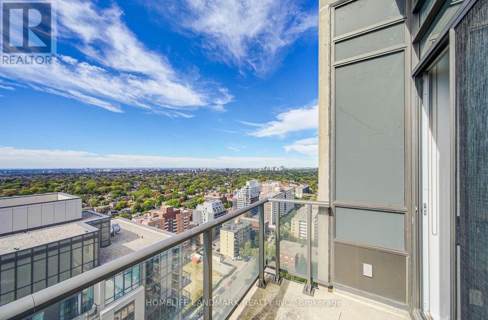 #2302 500 ST CLAIR AVENUE W - 23