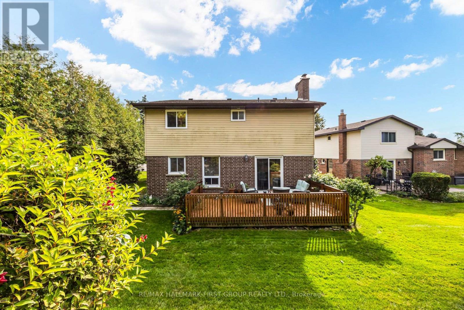 33 ANSTEAD CRESCENT - Image 30