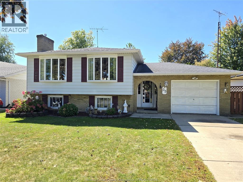 33 BENNIE AVENUE - 1