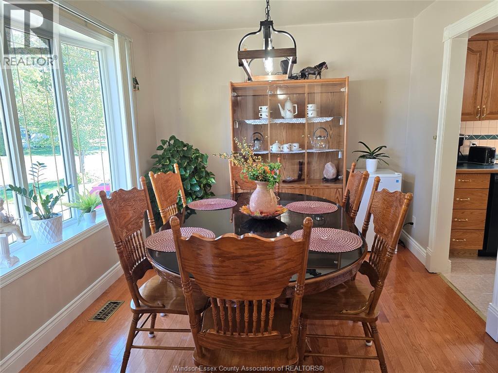 33 BENNIE AVENUE - 14