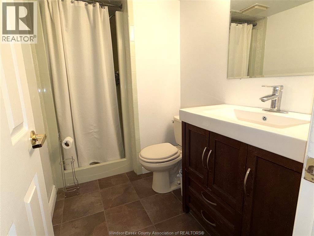 33 BENNIE AVENUE - Image 24