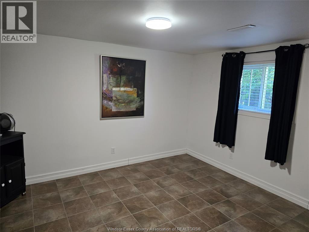 33 BENNIE AVENUE - Image 26
