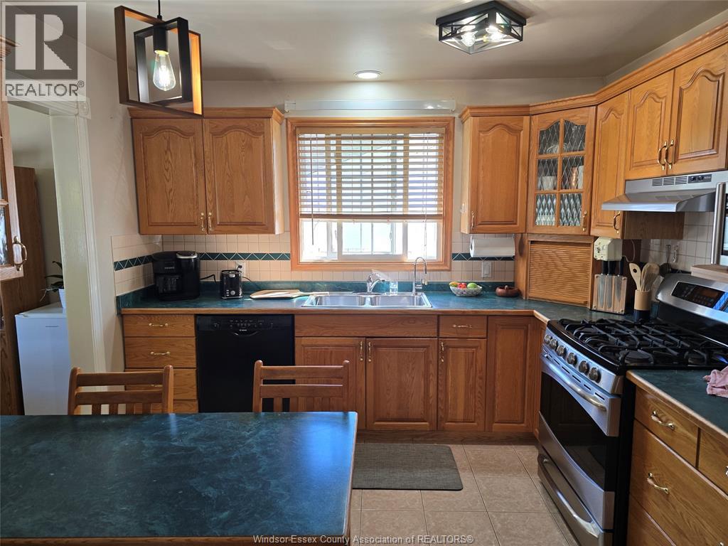 33 BENNIE AVENUE - 9