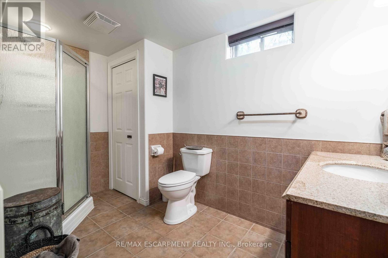 136 BRAEMAR AVENUE - Image 34