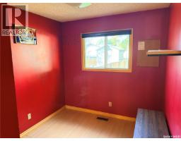 871 Morris Crescent N, Regina, SK S4X2W4 Photo 12